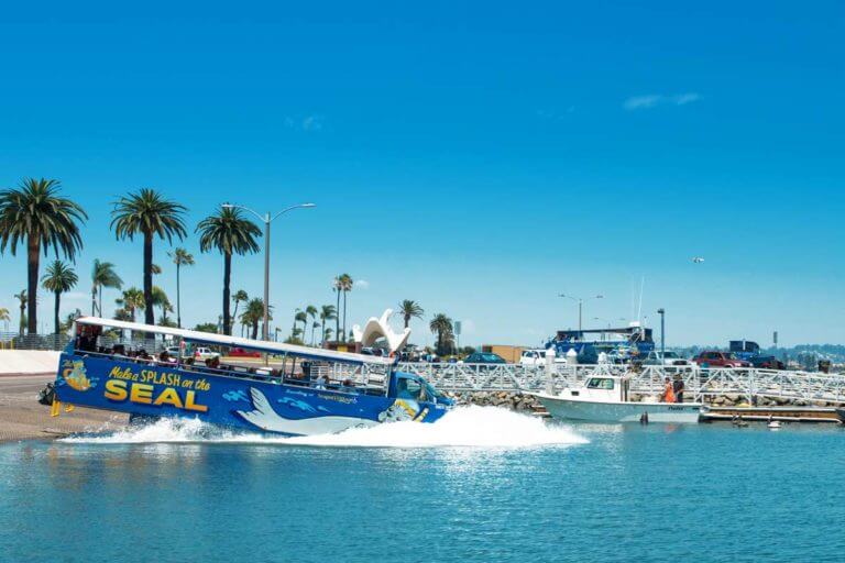 Image of SEAL tour splashing into harbor