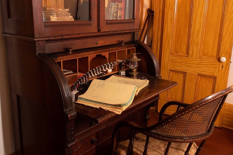 whaley house desk